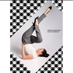 Betabrand Straight Leg Chino 6-pocket Black and White Patterned Dress Yoga Pants